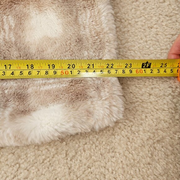 Large Fluffy DKNY Pillow Cover - Picture 7 of 7